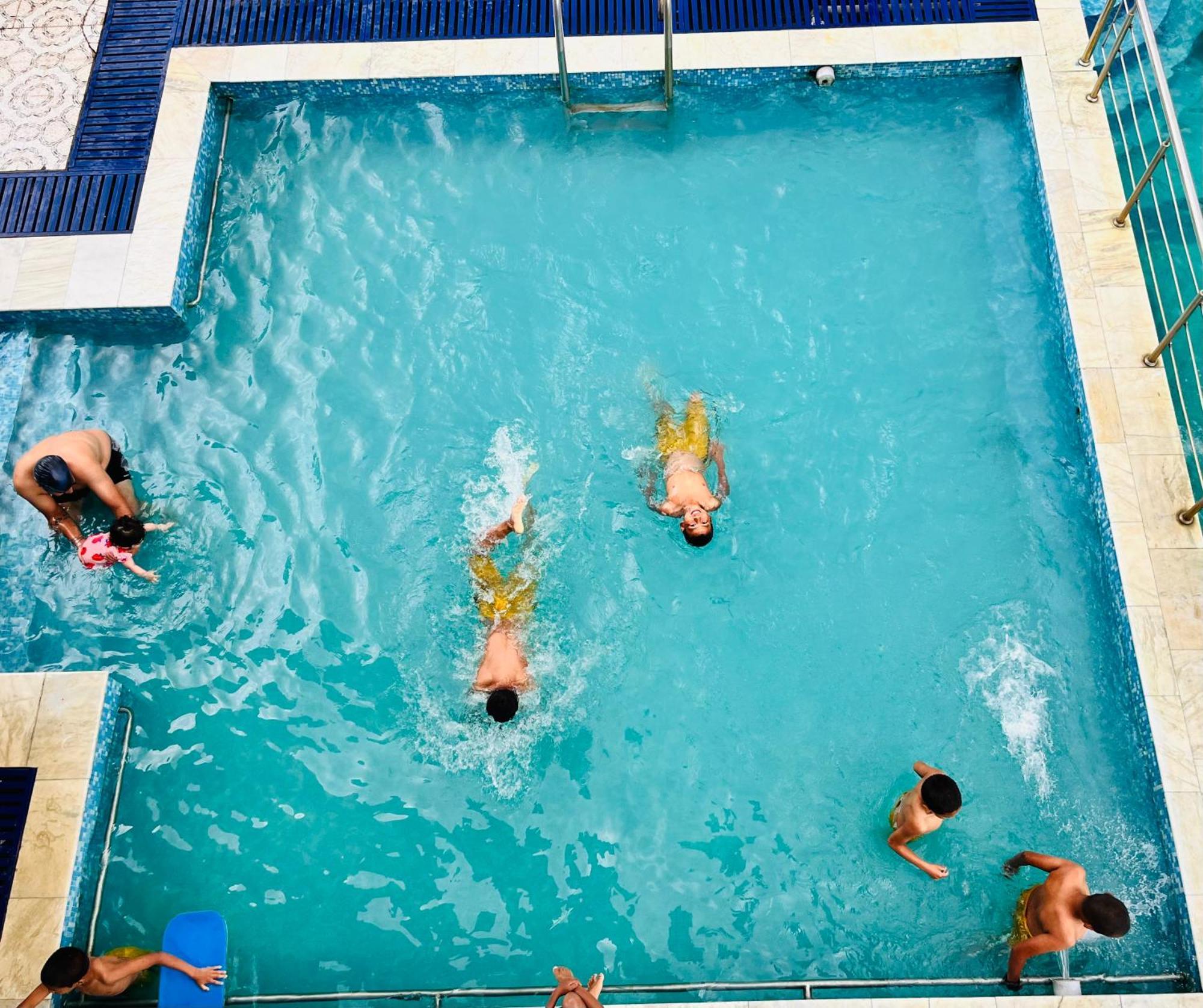 Hotel Waterland Aiju 외부 사진